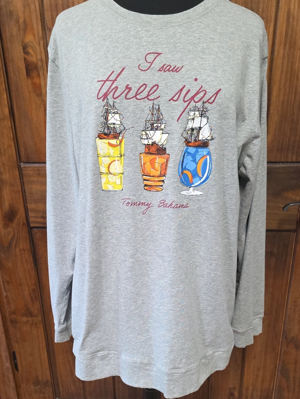 Tommy Bahama Men’s Gray 'I Saw Three Sips' Graphic Tshirt
